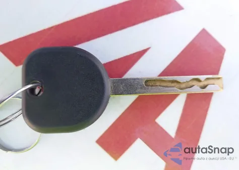 2014 Chevrolet Silverado 1500 1Lt z USA, uszkodzony, nr VIN 1GCRCREC9EZ394655